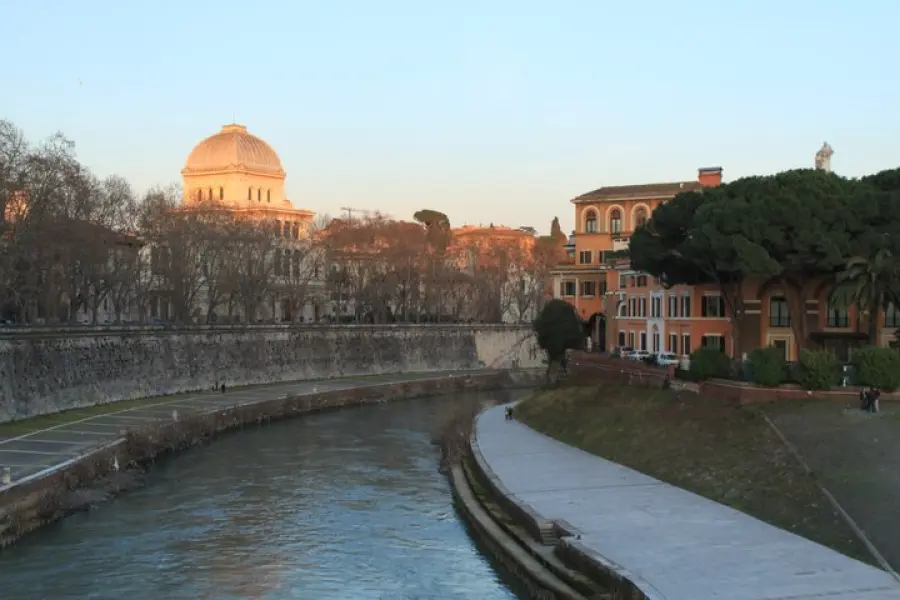 "Famo 'sta sceneggiata": le frasi shock di Lotito prima della visita in Sinagoga