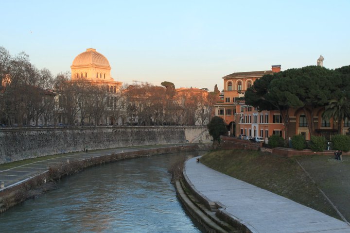 "Famo 'sta sceneggiata": le frasi shock di Lotito prima della visita in Sinagoga