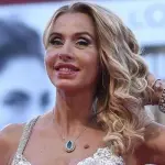 Gf Vip, Valeria Marini vuole uscire dalla casa: 