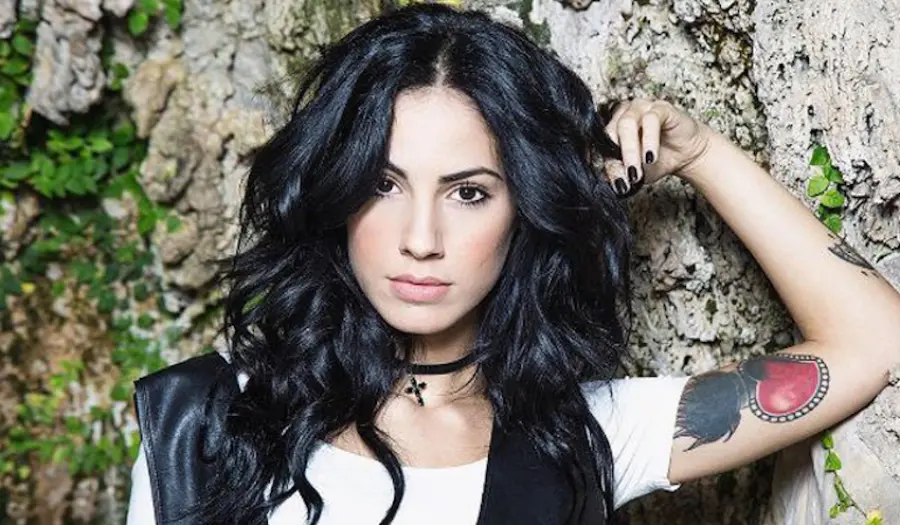 Giulia De Lellis cambia vita: 'Una donna in rinascita è la primavera a novembre'