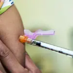 No vax nel mirino UE: "responsabili per morte bambini"