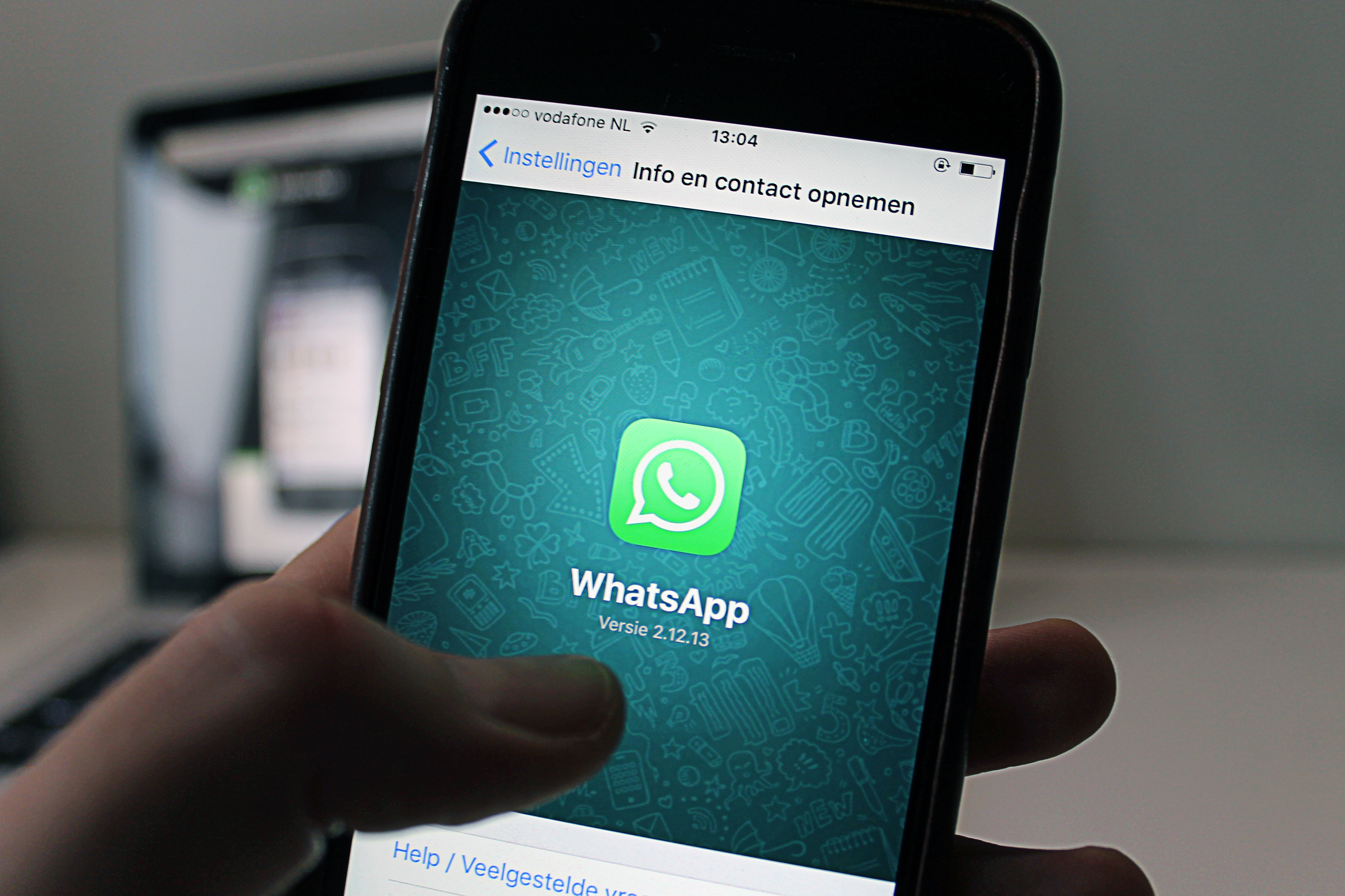 Whatsapp, come leggere i messaggi cancellati